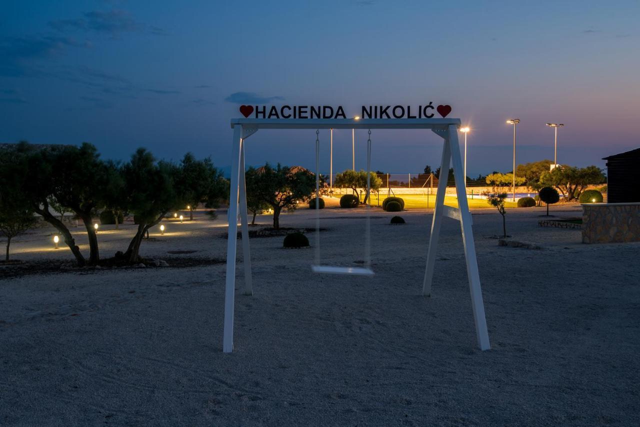 Hacienda Nikolic Villa Milna  Bagian luar foto