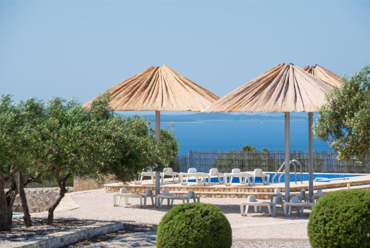 Hacienda Nikolic Villa Milna  Bagian luar foto