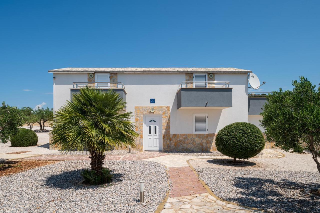 Hacienda Nikolic Villa Milna  Bagian luar foto