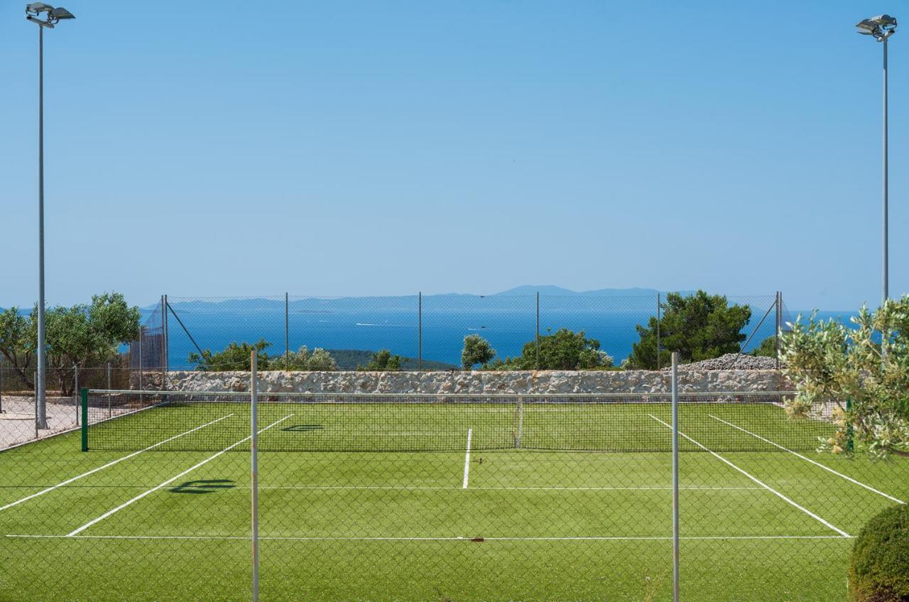 Hacienda Nikolic Villa Milna  Bagian luar foto